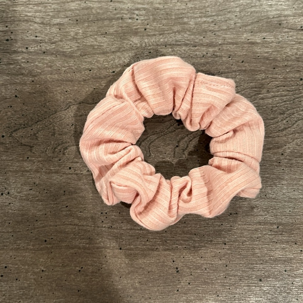 Pastel / Light-colored Scrunchie Set - Picture 3 of 6